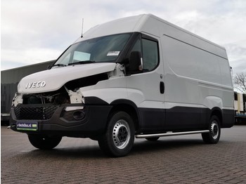 Fourgon utilitaire Iveco Daily 35 S 12 l2 h2 hi-matic: photos 1