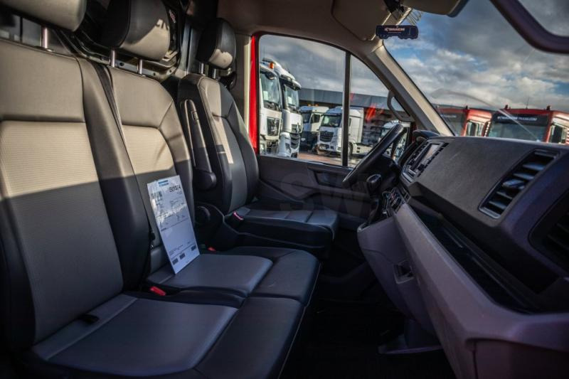 Fourgon utilitaire VW CRAFTER: photos 8