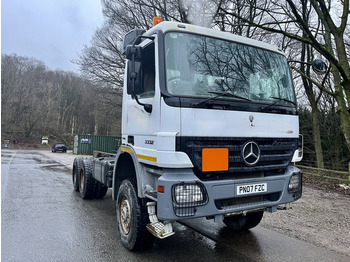 MERCEDES Actros 3332 6x6 Chassis cab - Châssis cabine: photos 1