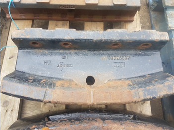 New Holland Tm, Ts, 60 Series Main Weight Carrier Block 82026907, 82014593 - Contrepoids: photos 3