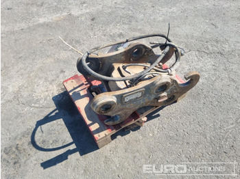 Hydraulic QH to suit Liebherr 900C / Enganche Rapido para Liebherr 900C - Attache rapide: photos 1