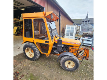 BWS Trac 450-4 - Tracteur communal: photos 1