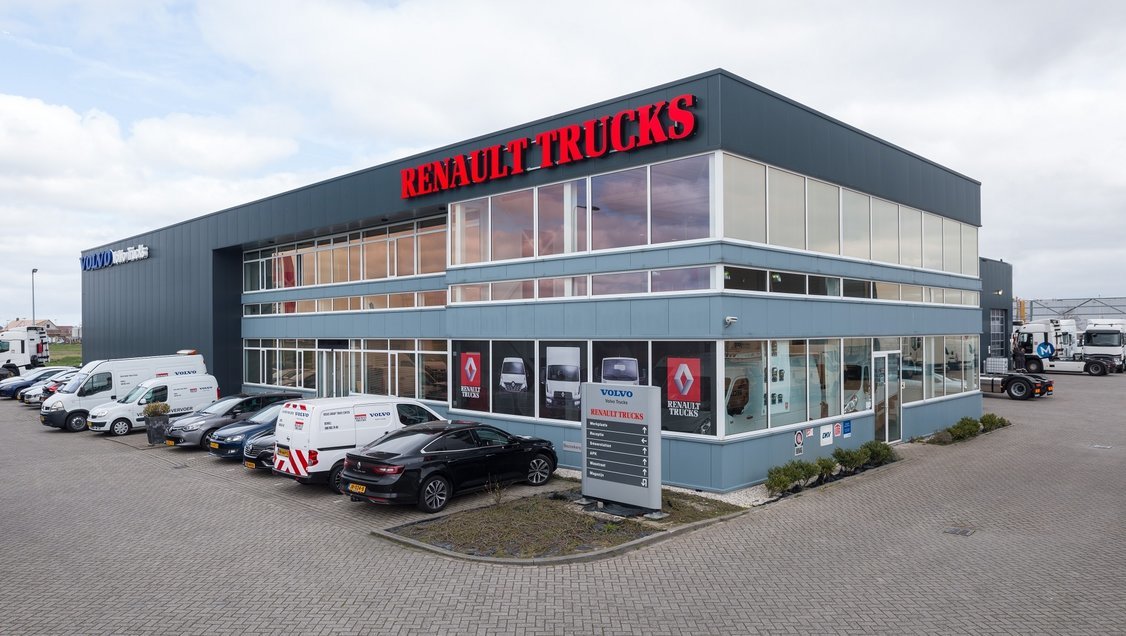 Used Truck Center B.V. undefined: photos 1