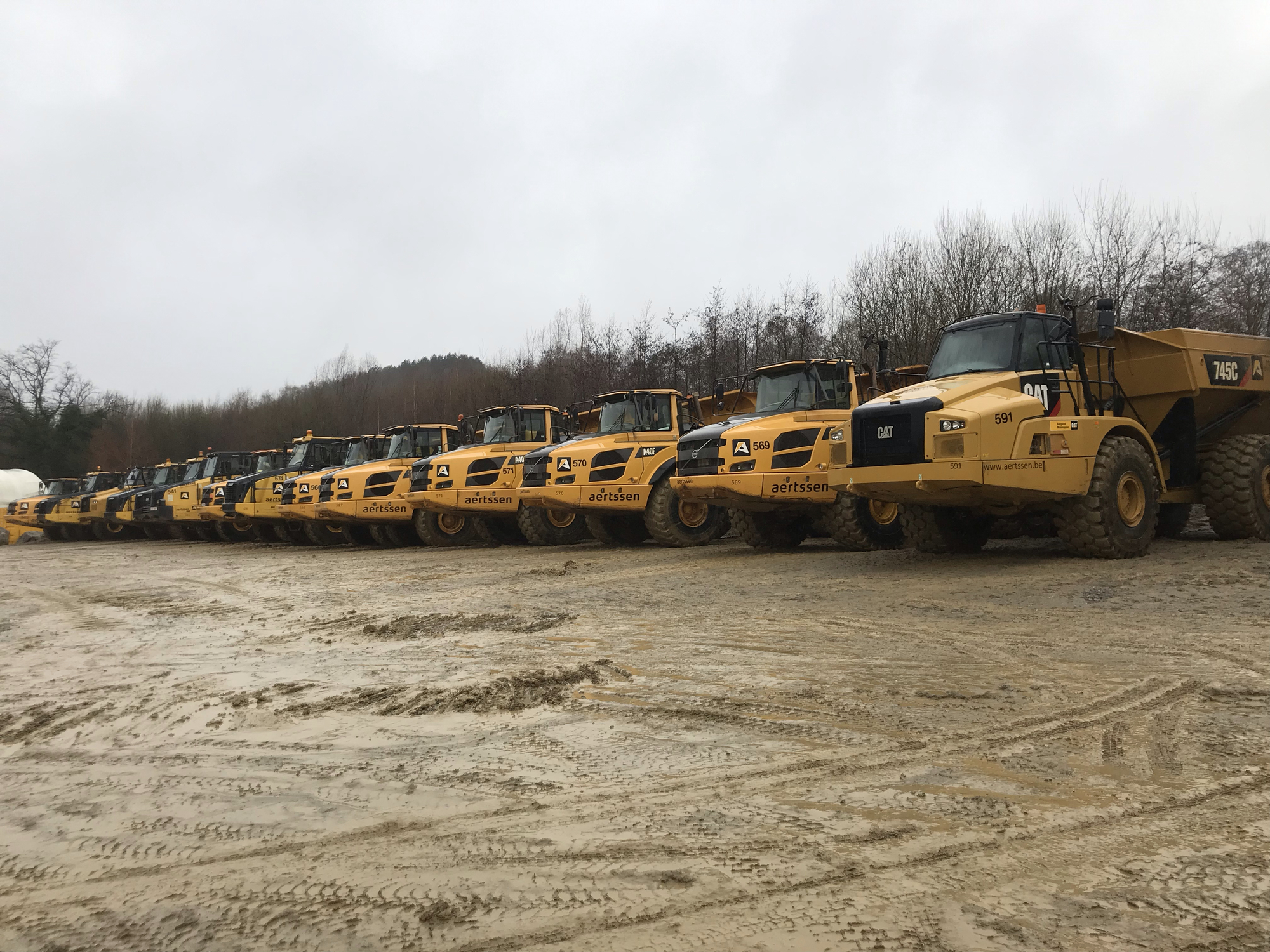 Aertssen Trading NV - Engins de chantier KOMATSU D155 - Année: 2023 undefined: photos 4