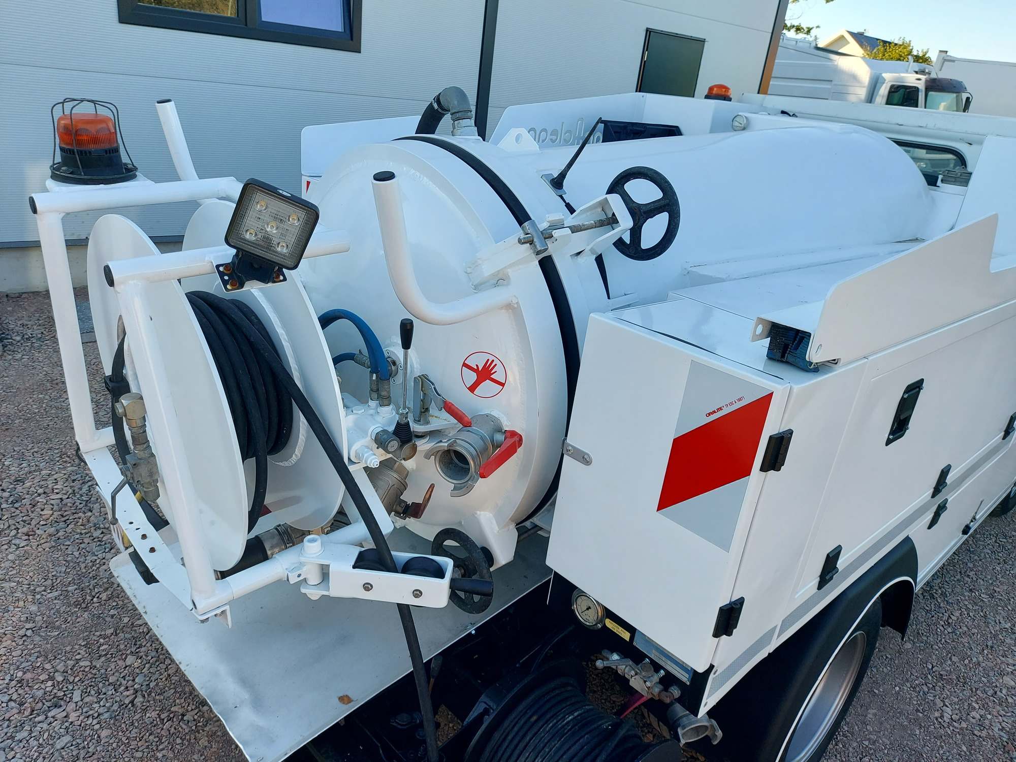 AUTO TECHNIK - Véhicules de voirie/ Spéciaux - 4x2 undefined: photos 30