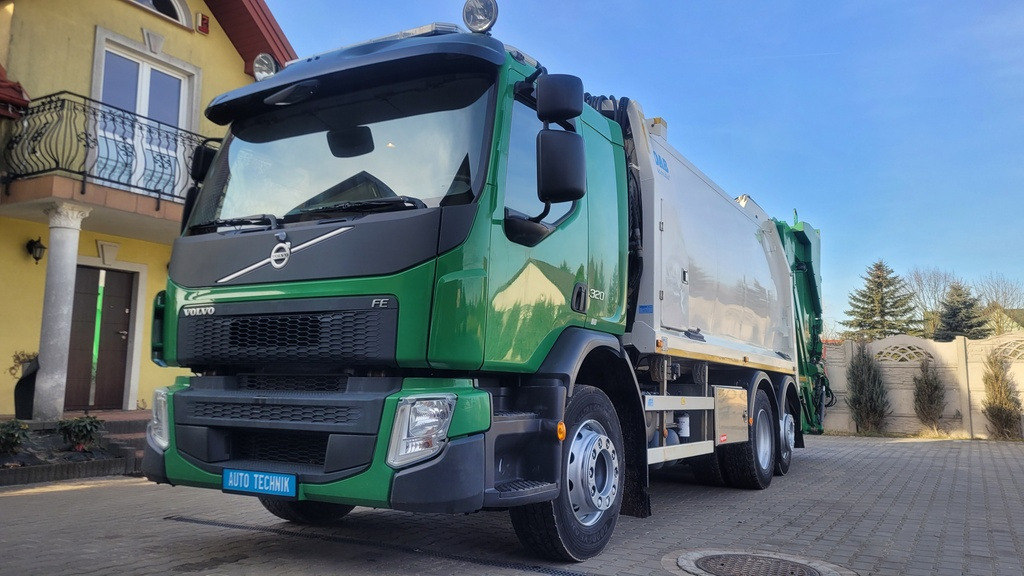 AUTO TECHNIK - Véhicules de voirie/ Spéciaux - 4x2 undefined: photos 12