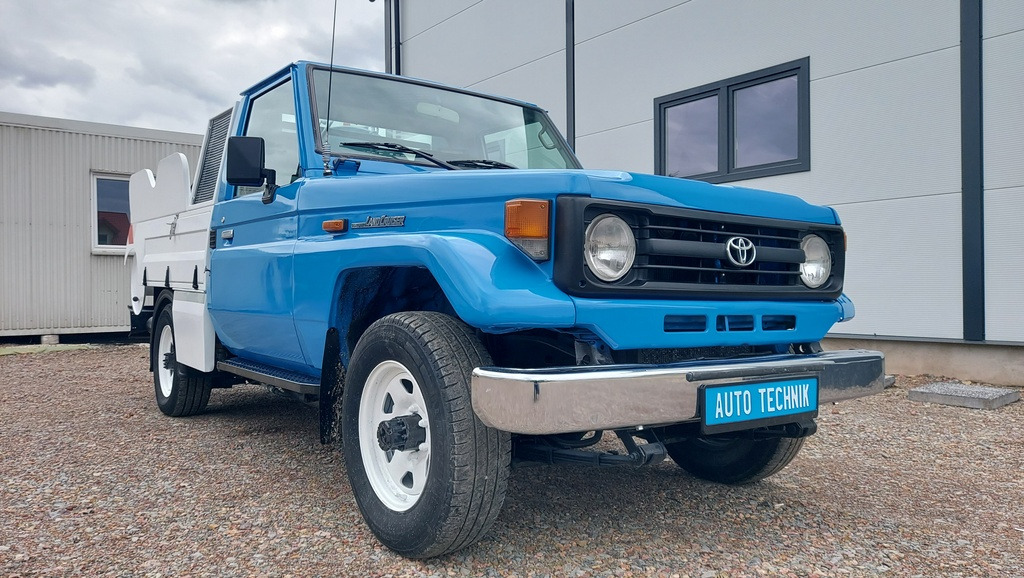 AUTO TECHNIK - Véhicules de voirie/ Spéciaux - 4x2 undefined: photos 10