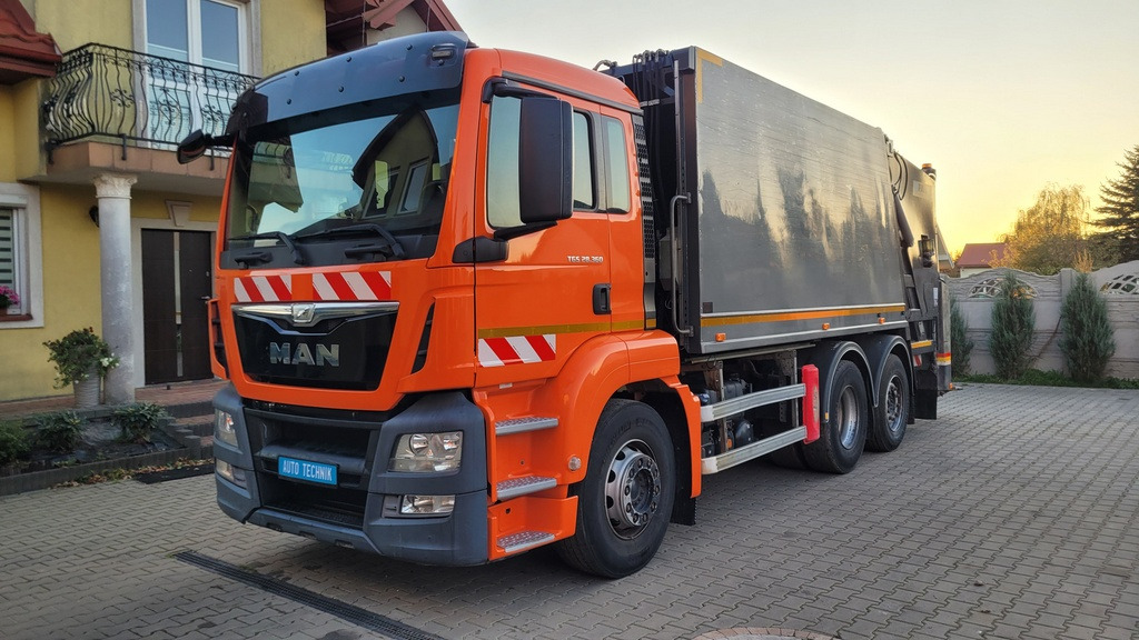 AUTO TECHNIK - Véhicules de voirie/ Spéciaux - 4x2 undefined: photos 6