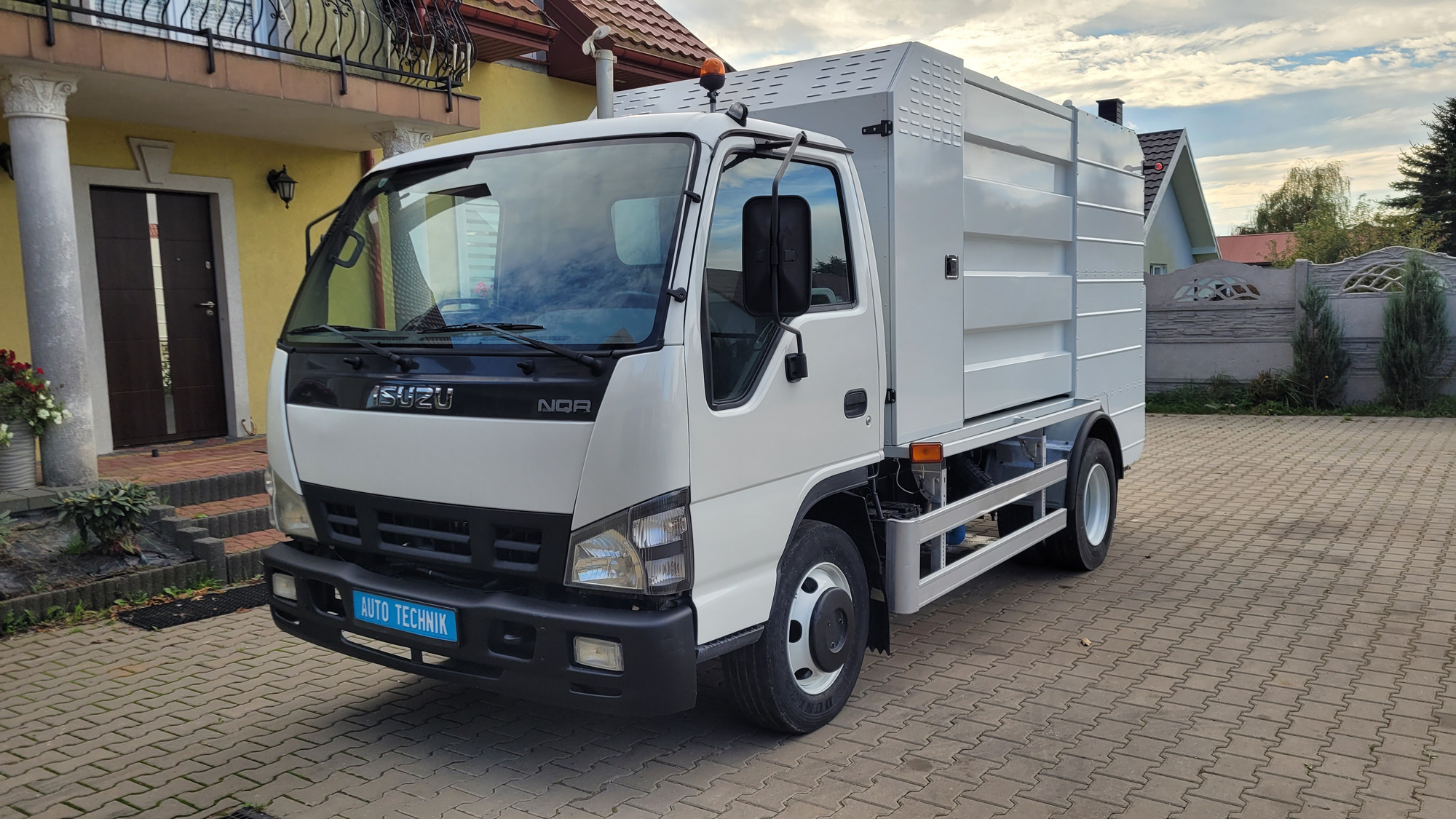 AUTO TECHNIK - Véhicules de voirie/ Spéciaux - 4x2 undefined: photos 16