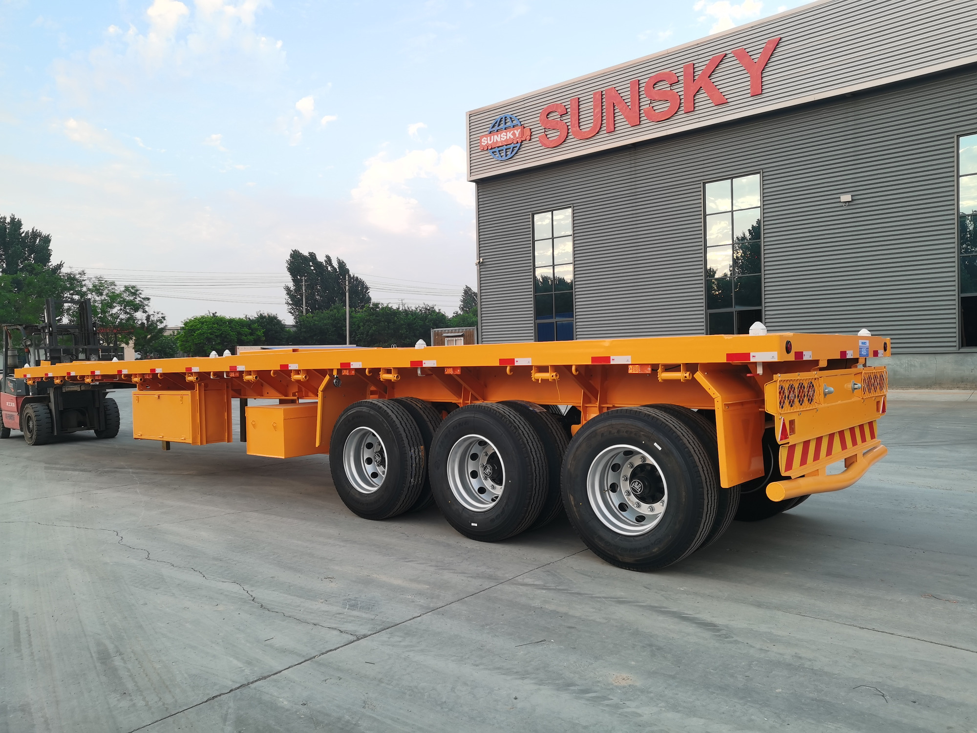Xiamen Sunsky Vehicle Co.,Ltd - Camions - diesel, volant à droite undefined: photos 4