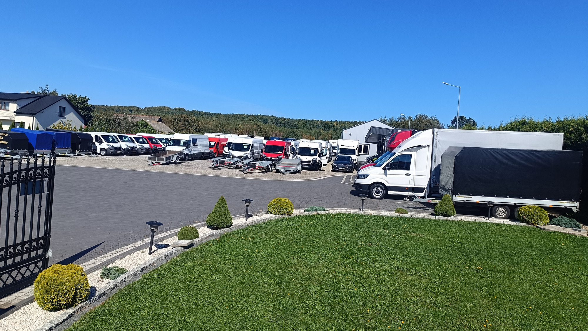 Zbigniew Stachera Przedsiębiorstwo Handlowo Usługowe "PLUS" - Engins de chantier undefined: photos 1