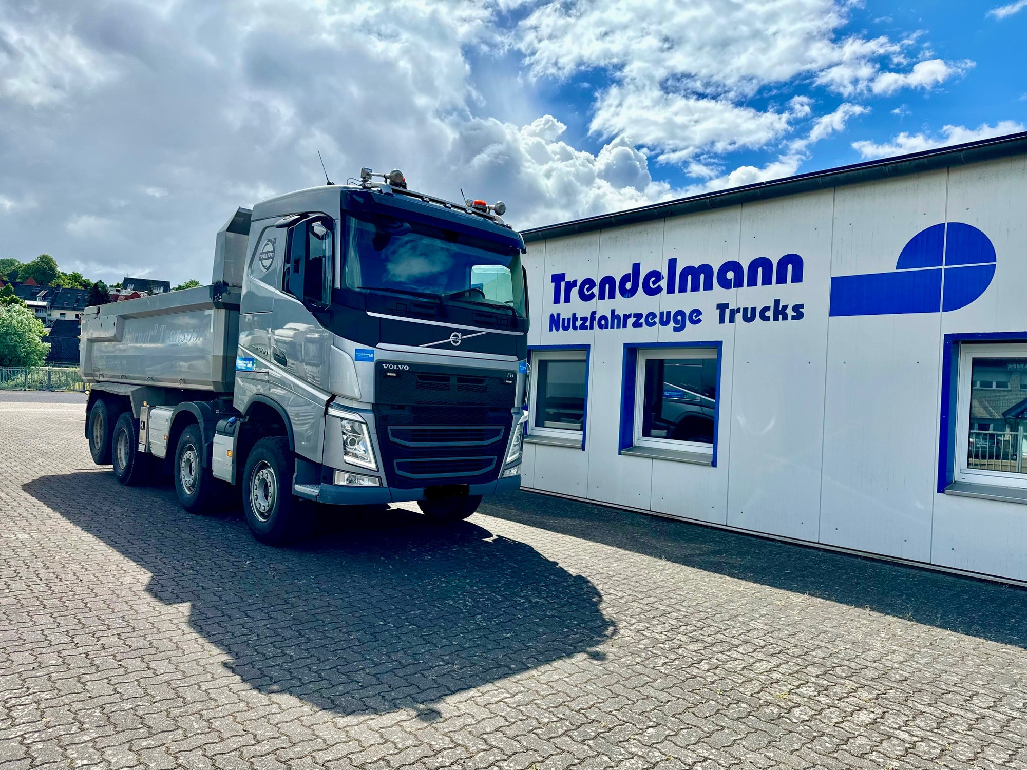 Annette Trendelmann Truck GmbH  undefined: photos 24