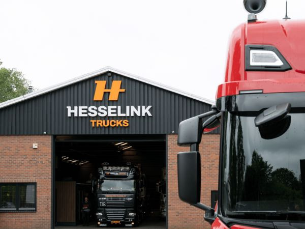 Hesselink Trucks B.V. - Semi-remorques KRAKER - Année: 2014, 3-essieu undefined: photos 1