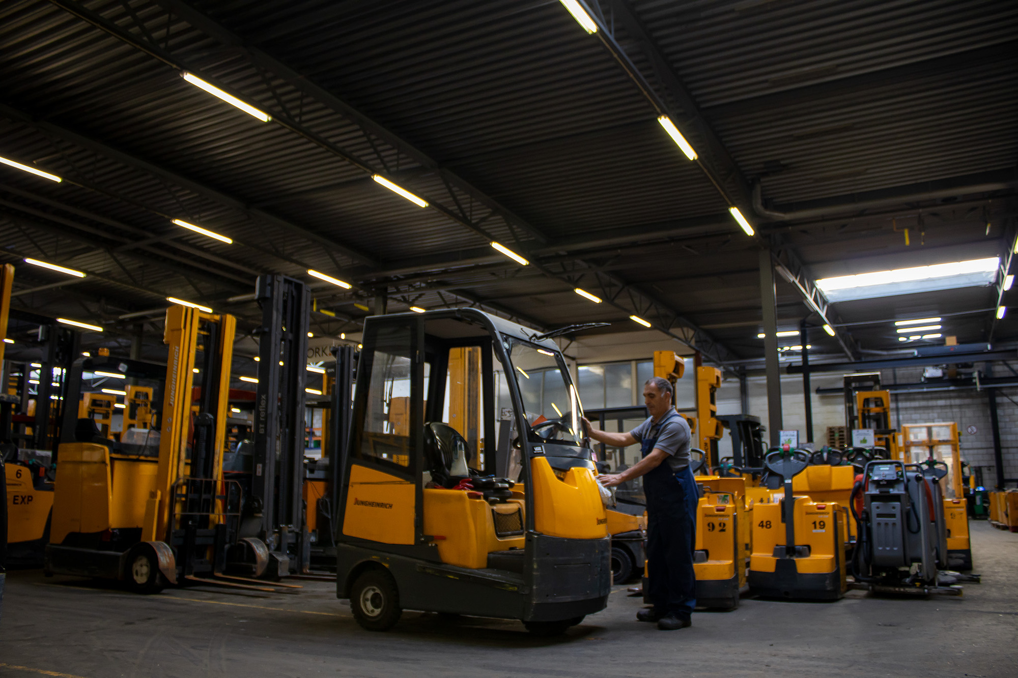 Forklifthouse B.V. - Annonce de vente undefined: photos 1