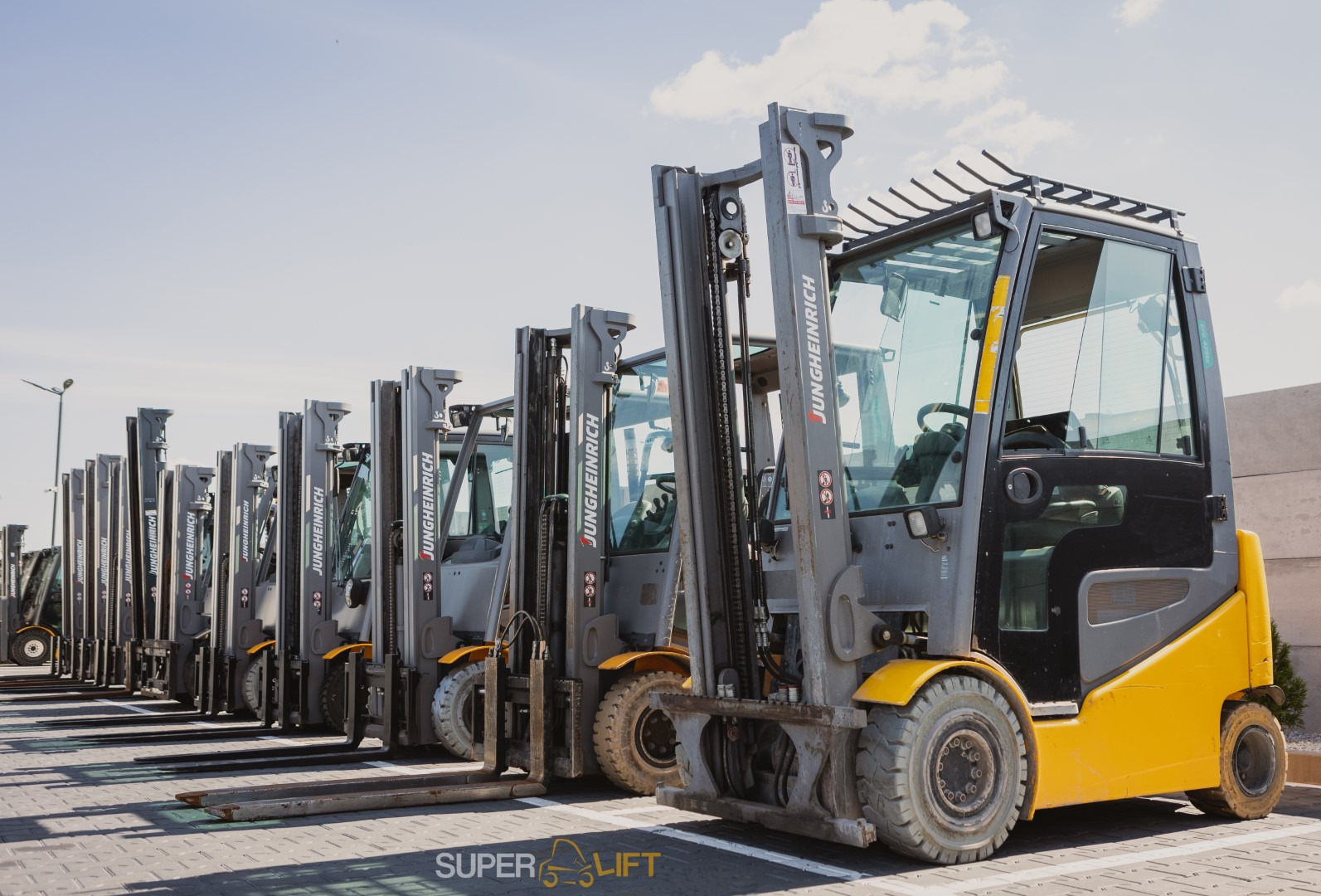 SUPERLIFT - Annonce de vente undefined: photos 15