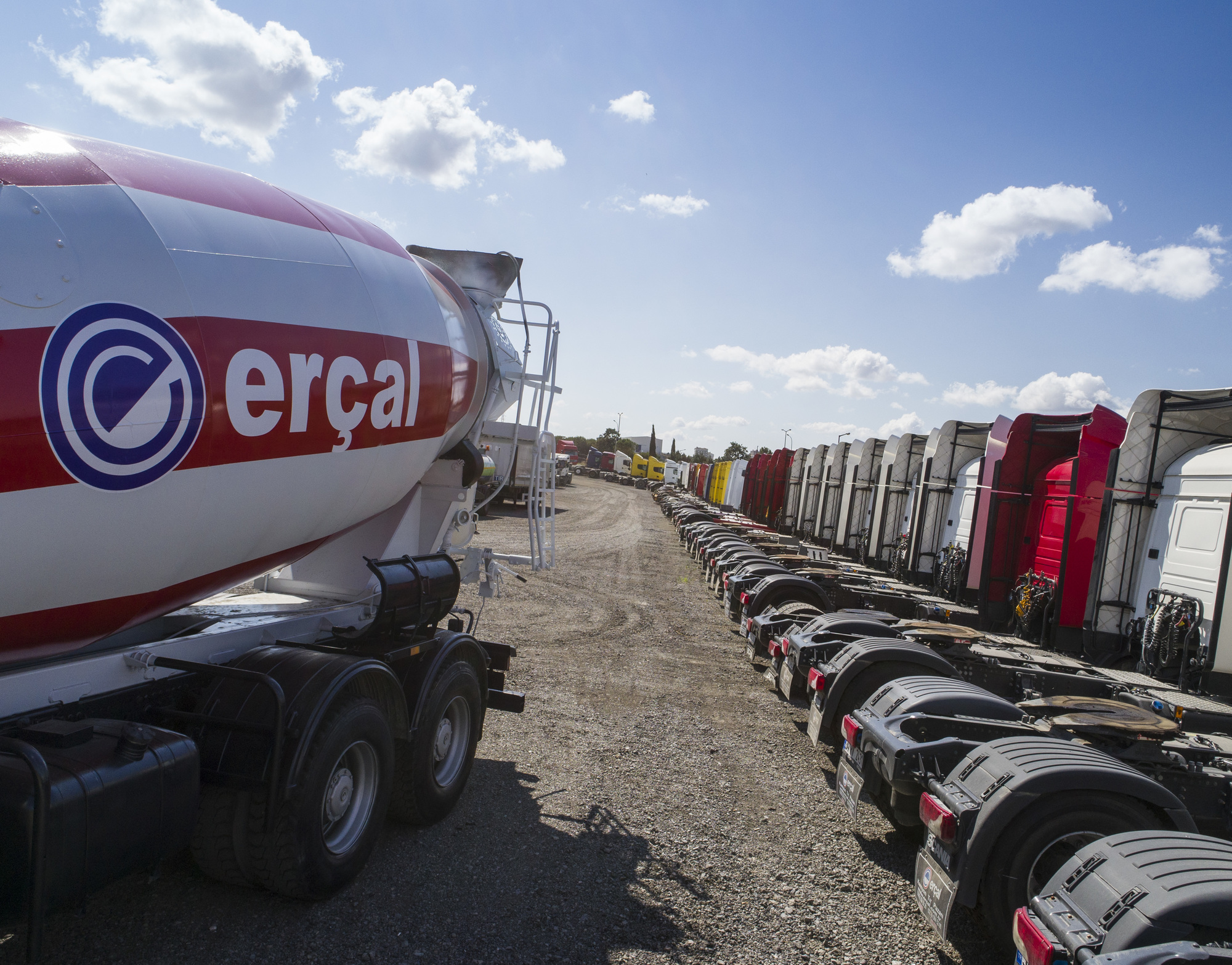 ERCAL TRUCKS - Engins de chantier CATERPILLAR - diesel undefined: photos 4