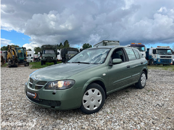 Voiture NISSAN