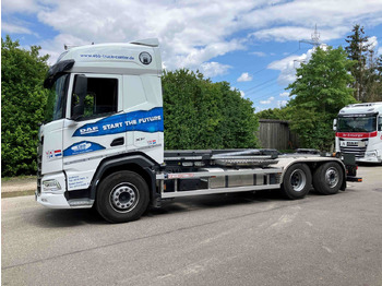 Camion ampliroll DAF XF 480