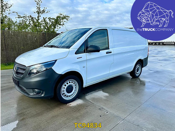 Fourgonnette MERCEDES-BENZ Vito 111