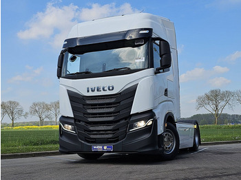 Tracteur routier IVECO S-WAY