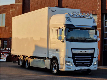 Camion fourgon DAF XF 530