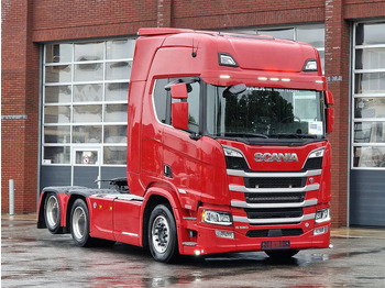 Tracteur routier SCANIA R 580