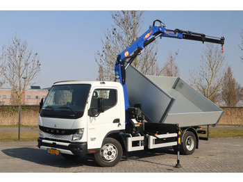 Camion grue FUSO Canter