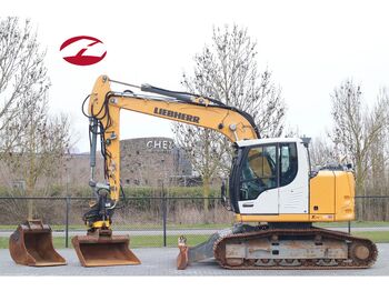 Pelle sur chenille LIEBHERR R 914