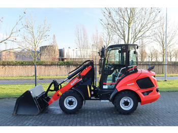 Chargeuse sur pneus MANITOU