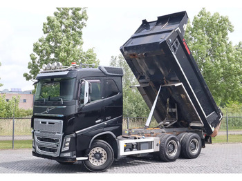 Camion benne VOLVO FH16 750