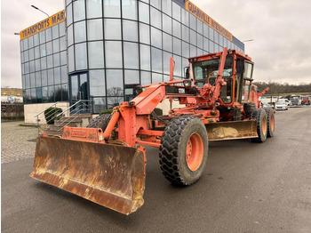 Niveleuse CATERPILLAR 120H