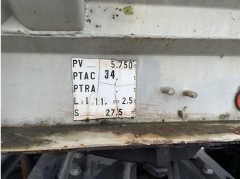 Semi-remorque citerne pour transport de produits chimiques Magyar: photos 3 Semi-remorque citerne pour transport de produits chimiques Magyar: photos 3