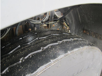 Camion benne Renault Kerax 370 DCI: photos 3 Camion benne Renault Kerax 370 DCI: photos 3