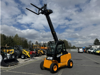 Chariot télescopique JCB