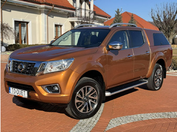 Pick-up Nissan Navara: photos 4