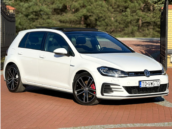 Voiture à hayon VOLKSWAGEN