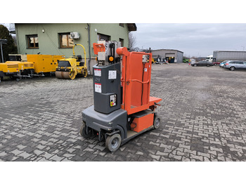 Nacelle à mât vertical JLG