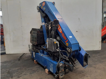 Grue auxiliaire PM