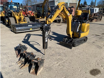 Mini pelle CATERPILLAR 300.9D