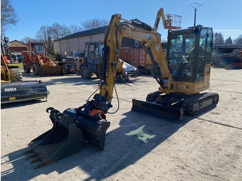Mini pelle CATERPILLAR 303CR