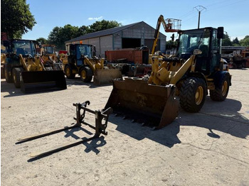 Chargeuse sur pneus CATERPILLAR 908H