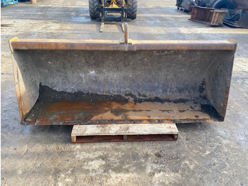 Godet pour chargeur JCB 3 CX: photos 5 Godet pour chargeur JCB 3 CX: photos 5