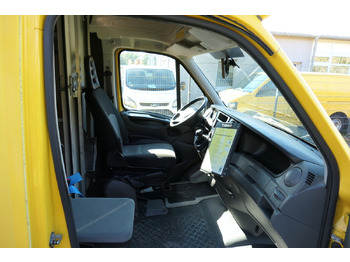 Photo d'intérieur 1: Fourgon grand volume IVECO Daily 35 S11 C30C AUTOMATIK KAMERA Regale LUFT D