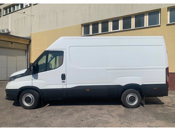 Fourgon utilitaire Iveco DAILY: photos 3