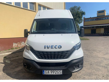 Fourgon utilitaire Iveco DAILY: photos 2