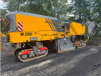 Fraiseuse à froid WIRTGEN