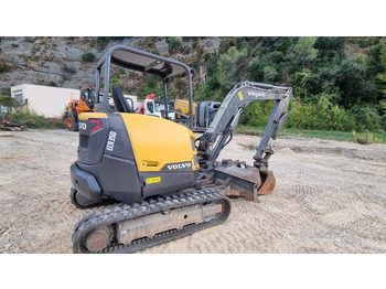 Mini pelle VOLVO ECR35D