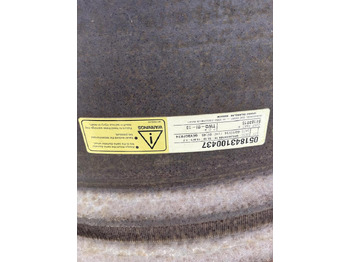 Jante Fendt 16X38 / 10 Loch Felge: photos 5