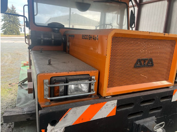 Tracteur d'avions ATA 8500 4X4: photos 2
