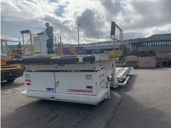 Chargeur de fret Lower Deck Loader 7 tons FMC Commander 15: photos 3 Chargeur de fret Lower Deck Loader 7 tons FMC Commander 15: photos 3